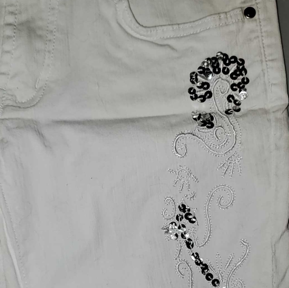 WHITE & SILVER Apollo Jeans Capri Pants Size 5 / 6 Cotton Spandex Blend Bodycon - Picture 3 of 9